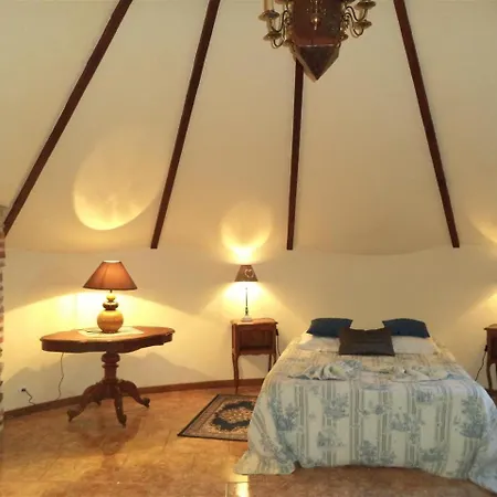 Holiday home Trois Independant Au Grande Vigne