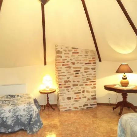 Trois Independant Au Grande Vigne Holiday home *