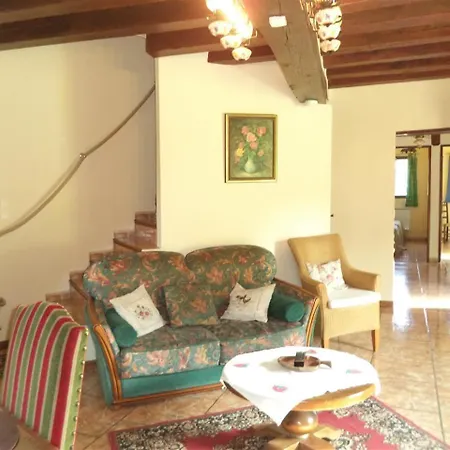 Trois Independant Au Grande Vigne Holiday home