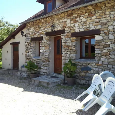 Holiday home Trois Independant Au Grande Vigne *