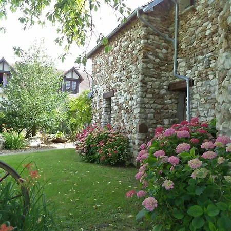 Trois Independant Au Grande Vigne Holiday home Saint-Etienne-sous-Bailleul