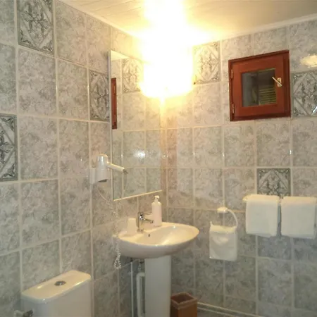 Trois Independant Au Grande Vigne *