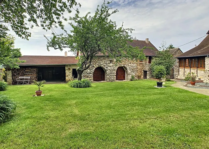 Holiday home Les Grandes Vignes
